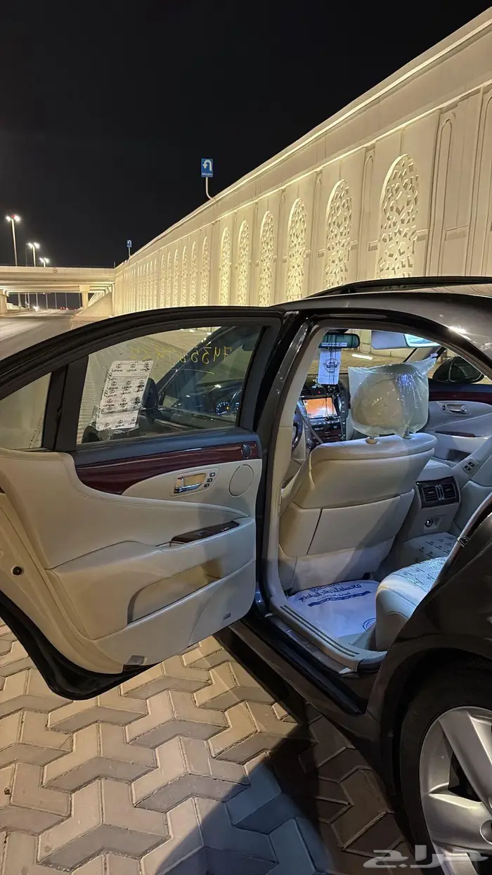 لكزس LS460 14