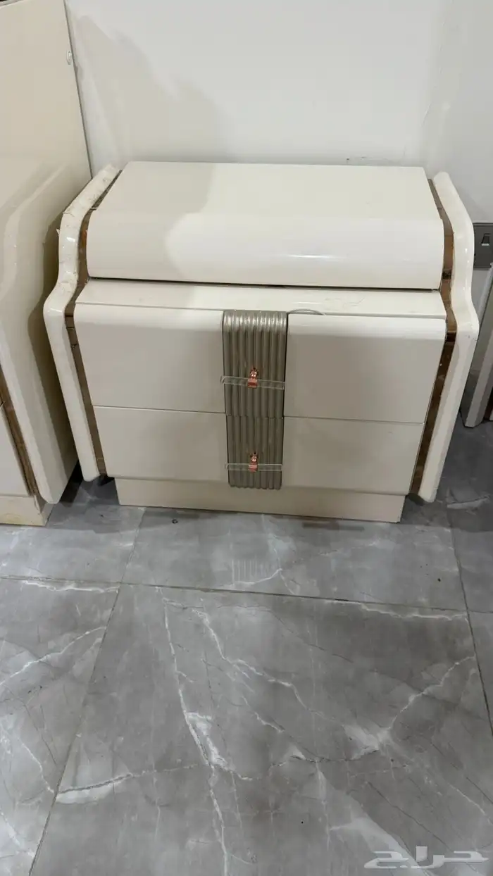 اثاث كراسي مع مكتب وغرفة نوم كاملة 7