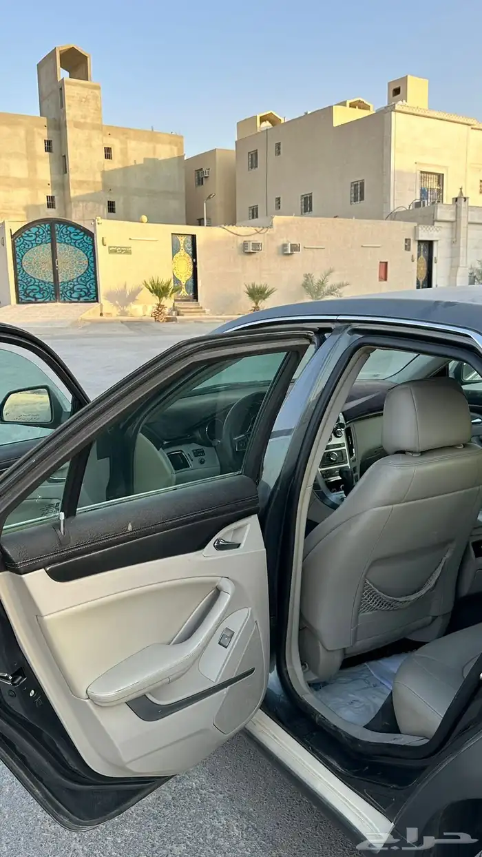 كاديلاك 2012 cts 7