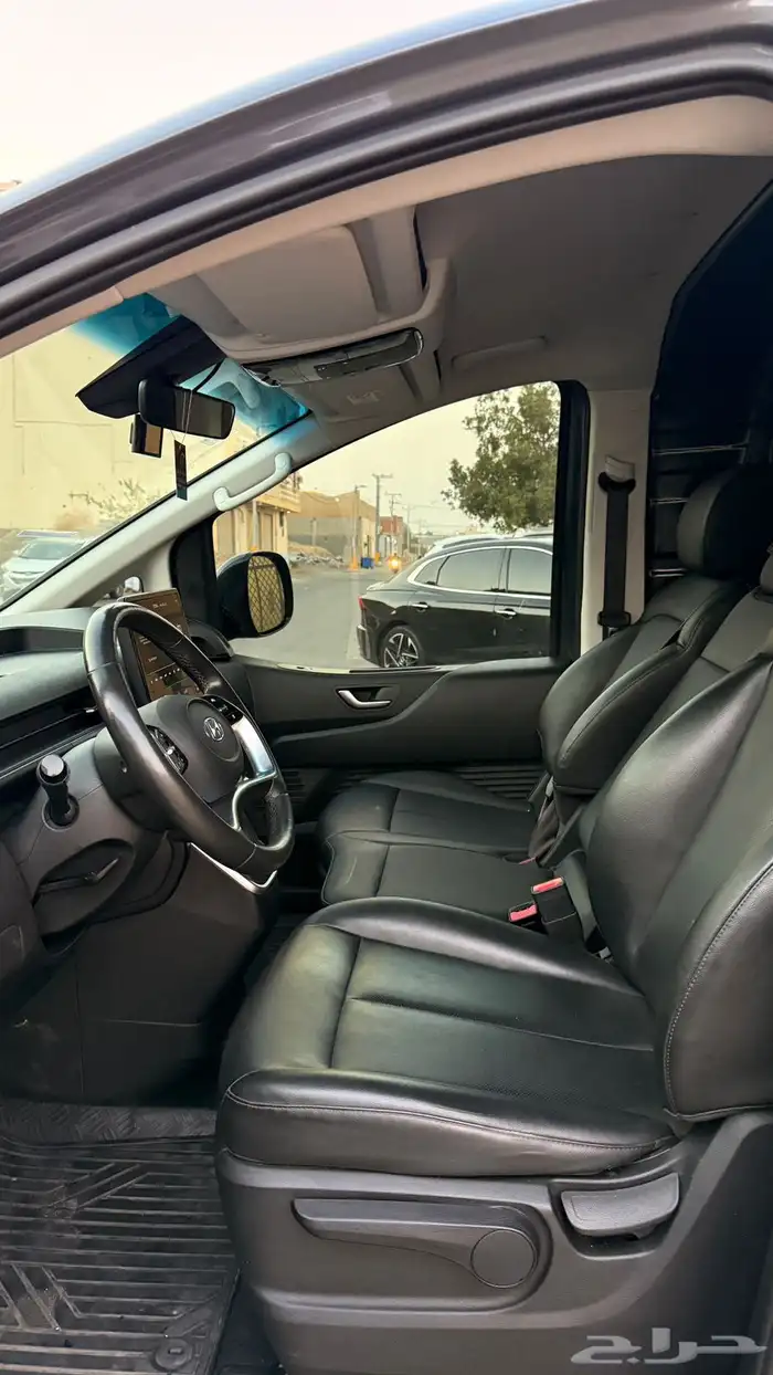 هيونداي ستاريا 2022 ( ديزل ) فإن بضاعة 8