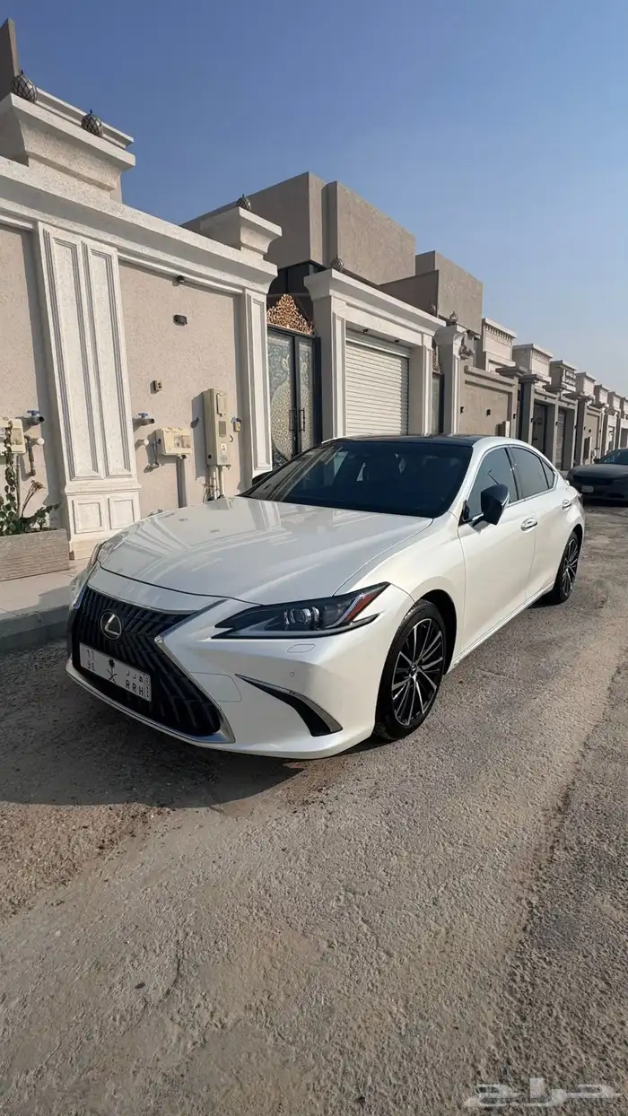 لكزس 2023 es350 0