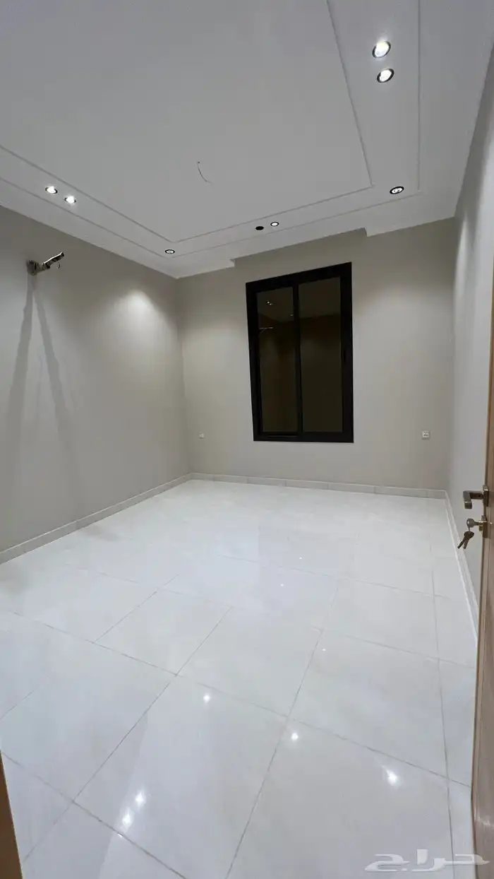 شقة للايجار في جدة جديدة وفاخره - حي الصواري 5