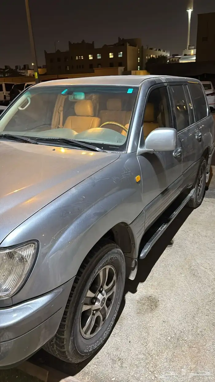 للبيع جيب لكزس 2004 0