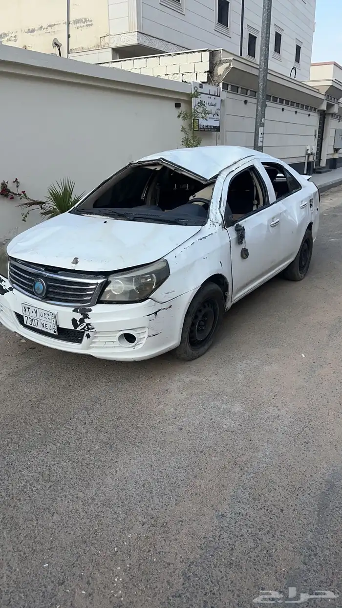 للبيع جيلي Gc6 مصدوم 0