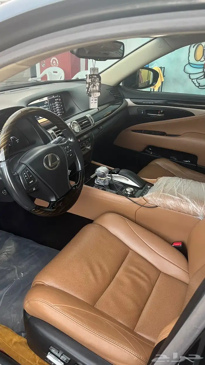لكزس LS 2017 7