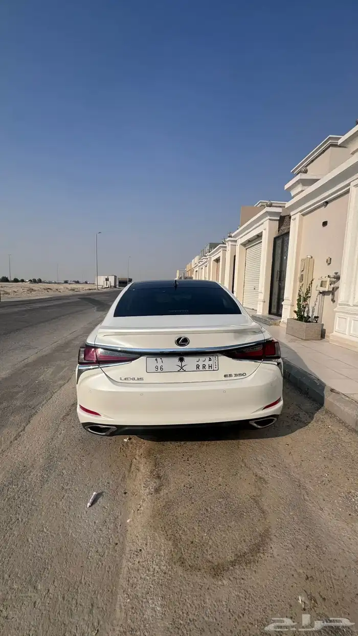لكزس 2023 es350 5