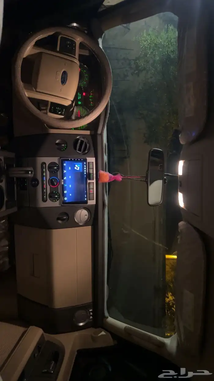 فورد اكسبيشن 2014 3