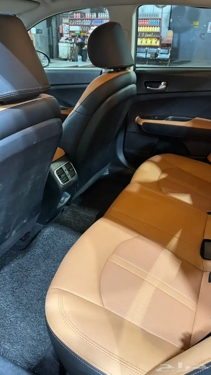 كيا K5 اوابتيماء ديزل 2020 نظيفه جدا 11