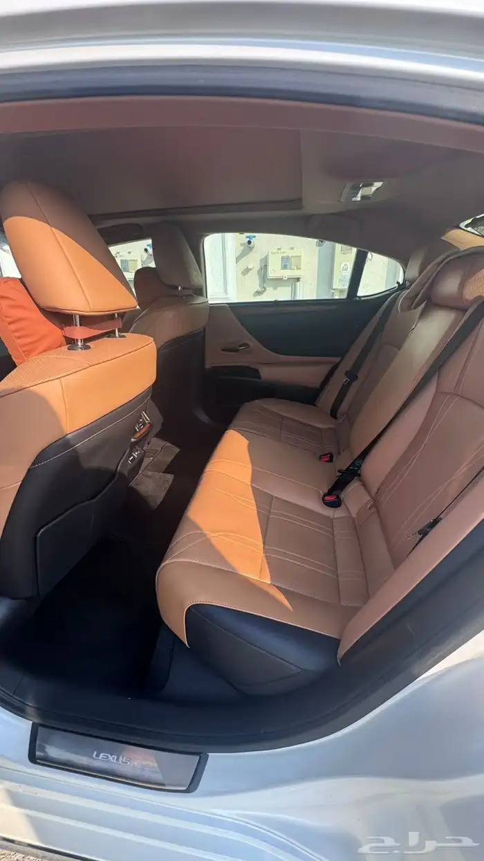 لكزس 2023 es350 10