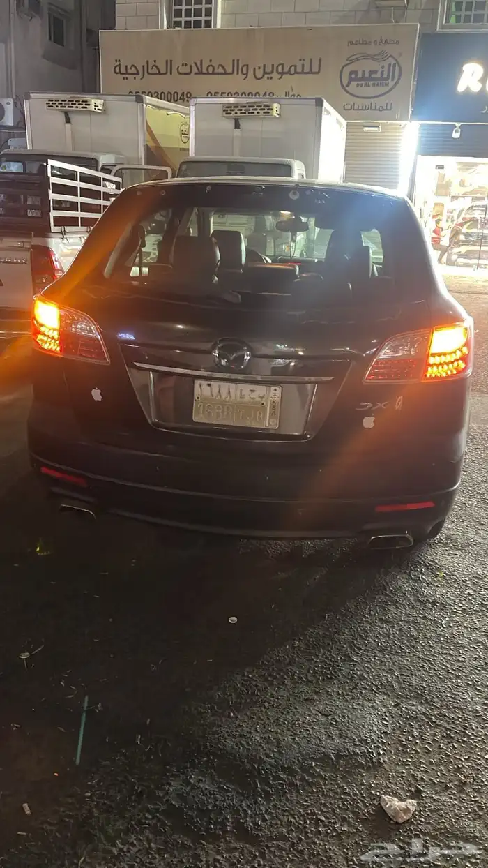 سياره للبيع مازدا جيب 2010 بحاله جيده 1