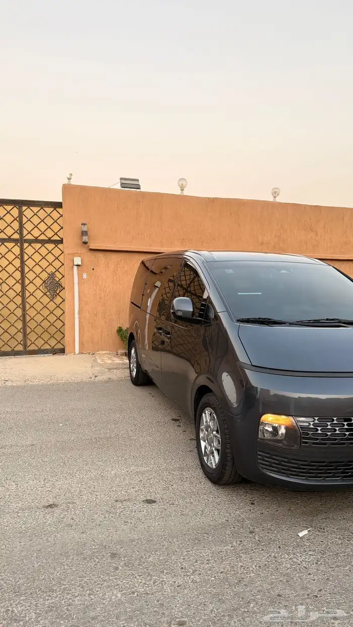 هيونداي ستاريا 2022 ( ديزل ) فإن بضاعة 1