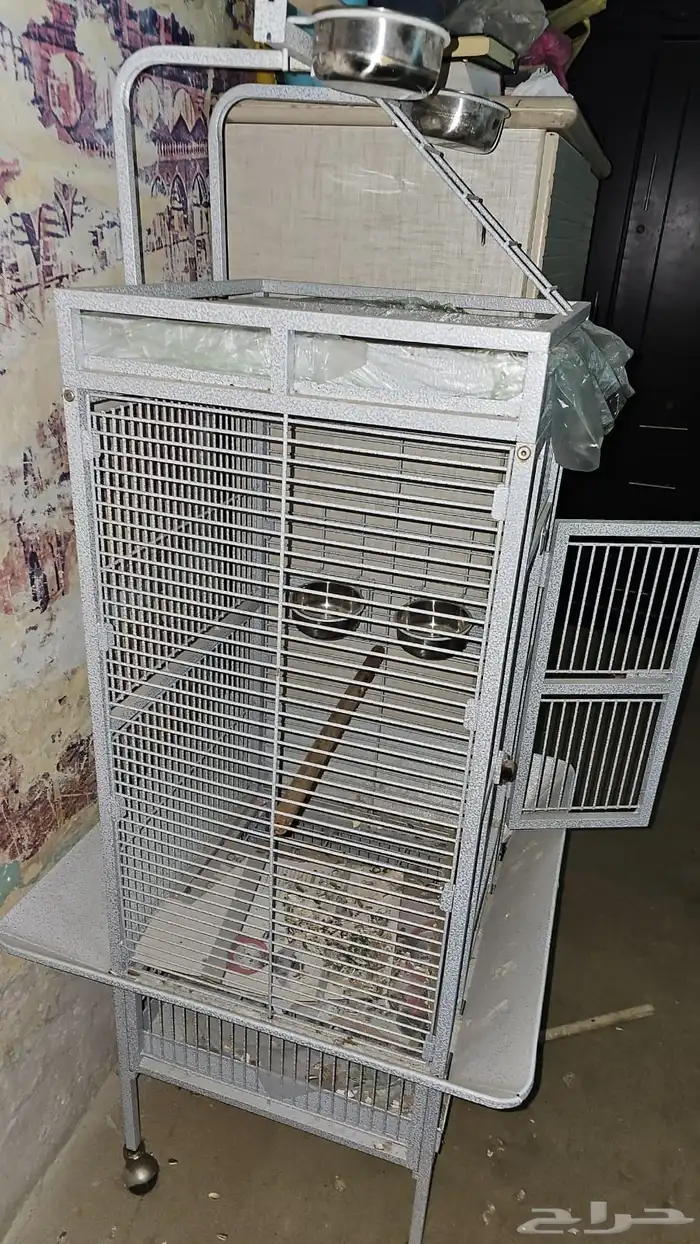 للبيع. قفص 2