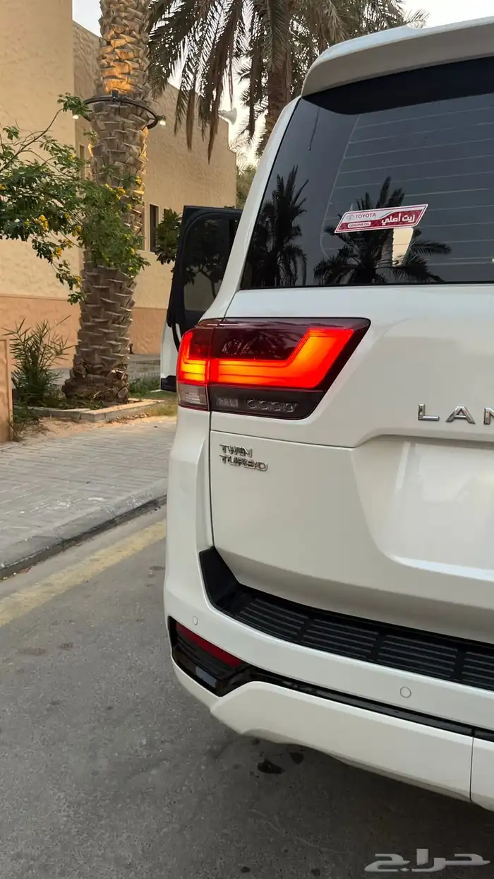 جيب لاند كروز رقم 2 GX.R 0