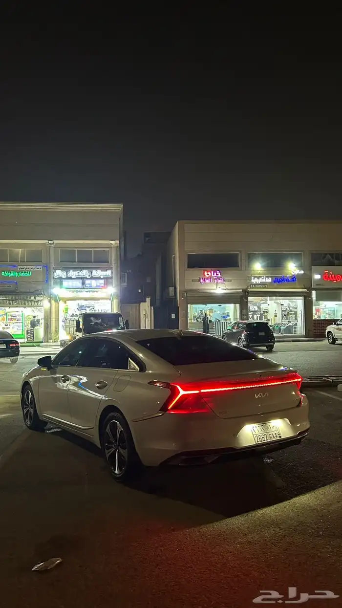 KIA K8 0