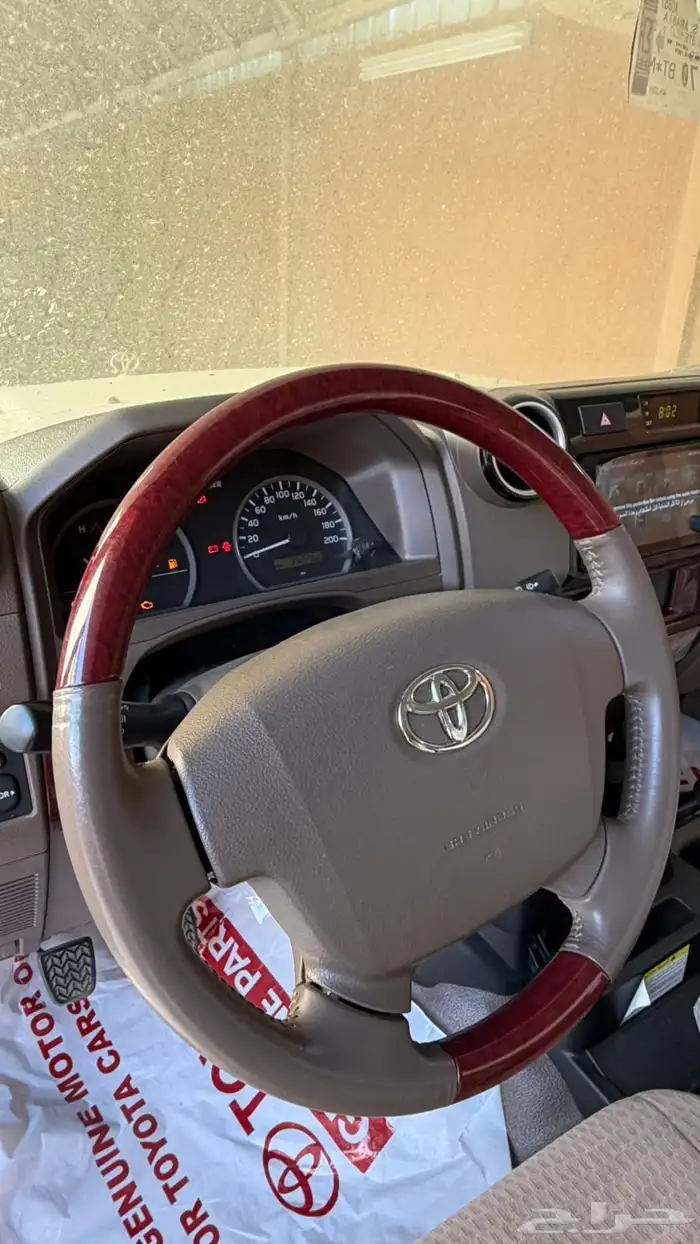 ربع 22 سعودي فل كامل الصقر مخزن (النادر) 12