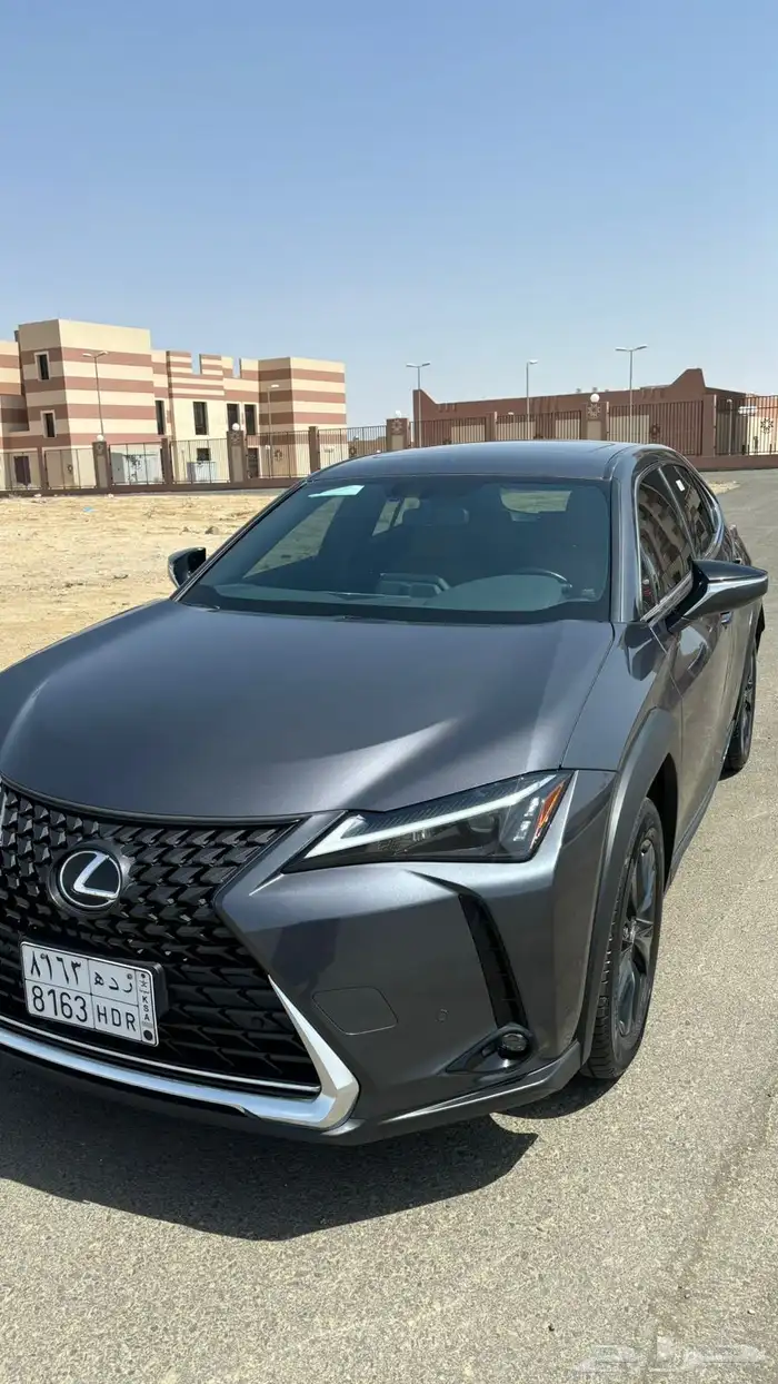 لكزس 2023 نص فل للبيع 1