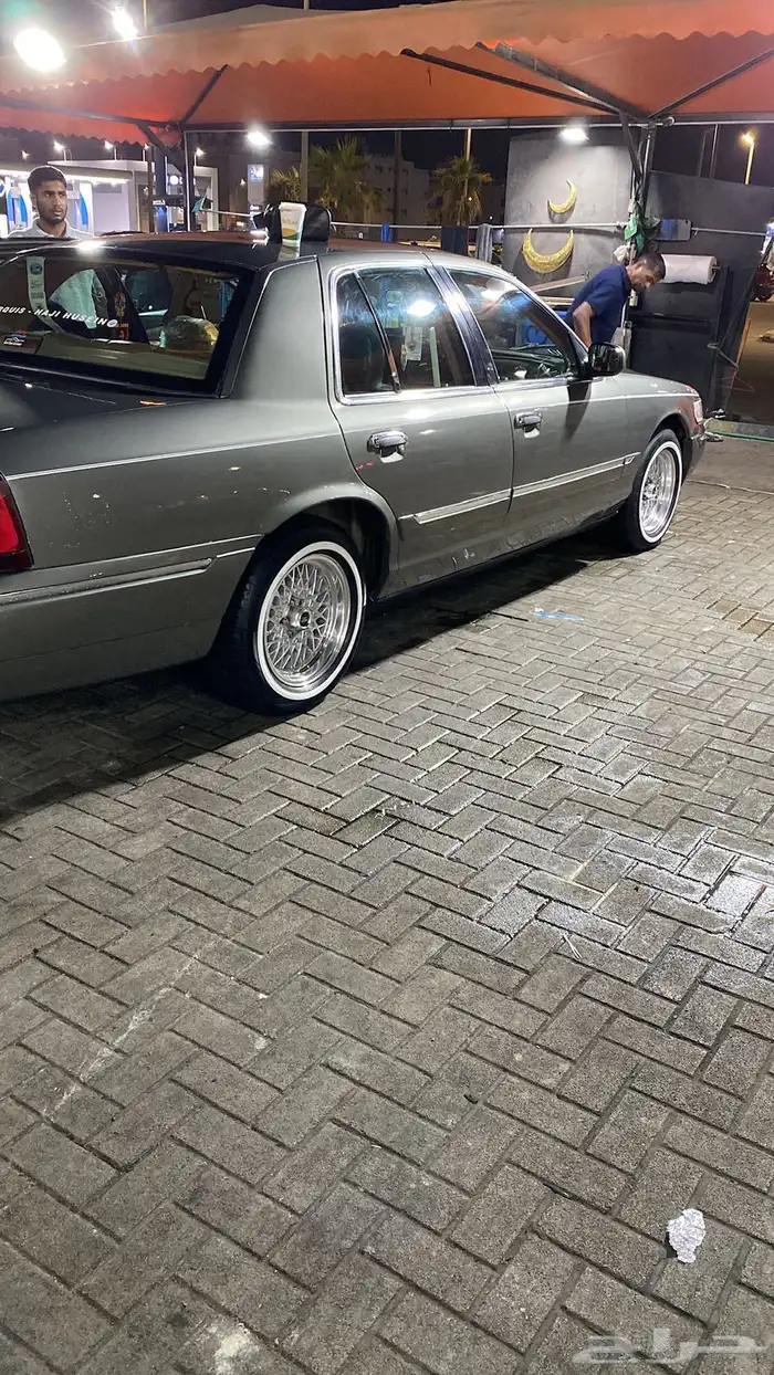 فورد ماركيز 99 9