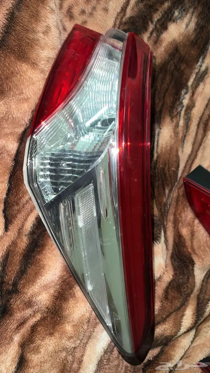 اسطبات   شمعات كامري من 18 الى 20 طقم 2