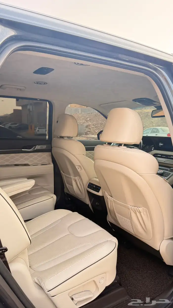 هيونداي باليسيد 2022 ( بنزين) v6 فل كامل 17