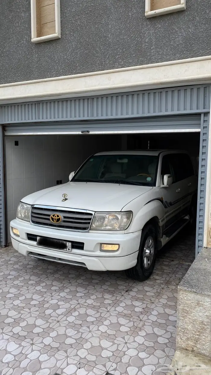 جيب لاند كروزر 3