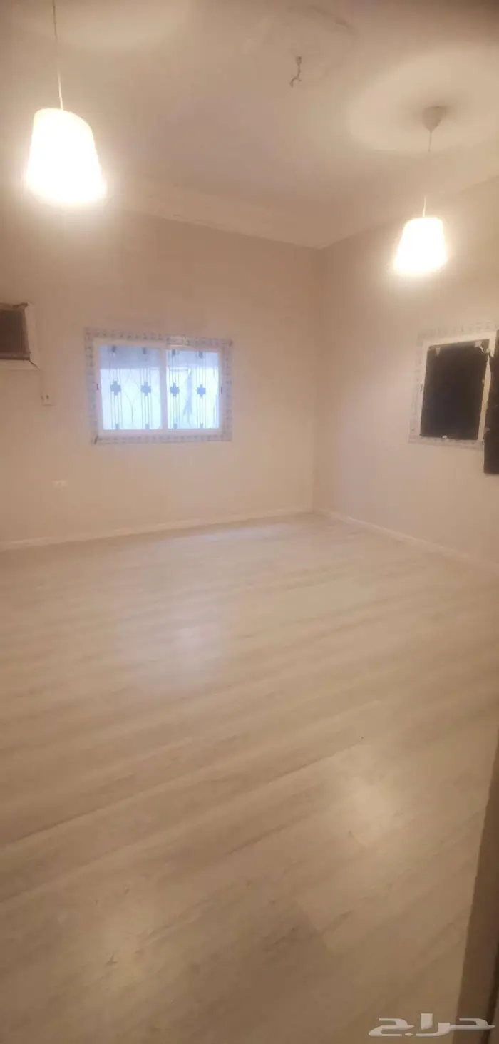 فيلا مستقلة موقع مميز أمام ميدان بالسداد بالطائف ب2 مليون. 2