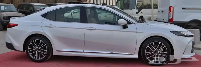 تويوتا كامري جميع المواصفات اقل سعر تمويل فرع جده 10