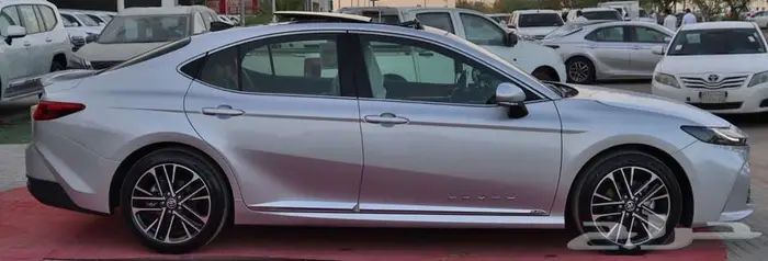 تويوتا كامري جميع المواصفات اقل سعر تمويل فرع جده 14