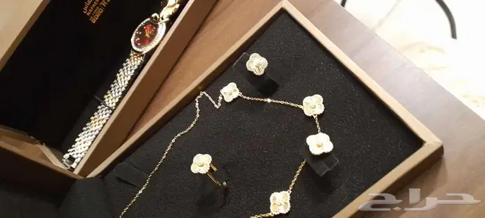 طقم فضه و ساعه 0