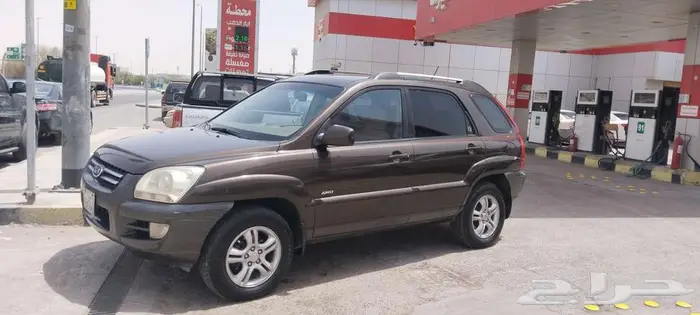 للبيع اوالبدل بسياره صغيره 0