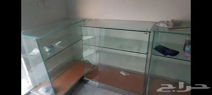 طاولة عرض قزاز 0