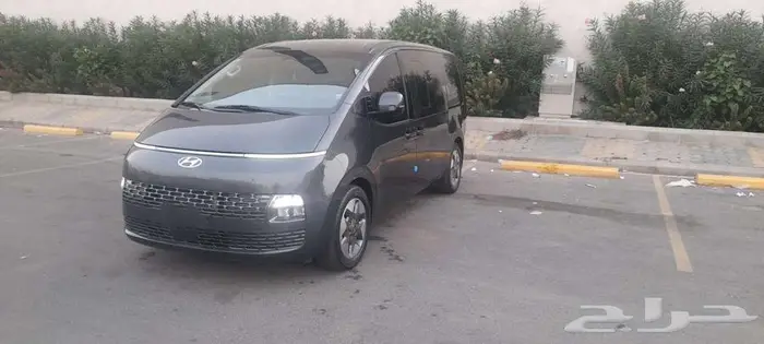 هيونداي ستاريا 2023 1