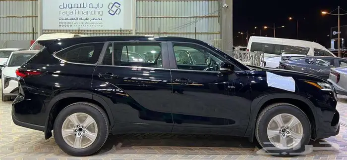 تويوتا هايلاندر LE دفع امامي هايبرد 2025 15