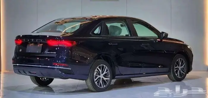 جيلي امجراند استاندر - قير أتوماتيك 2025 3