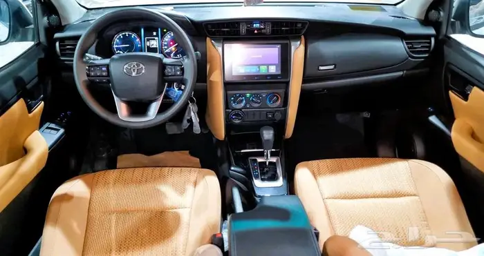 تويوتا فورتشنر GX2 بنزين 4سلندر 2025 كاش - تقسيط 4