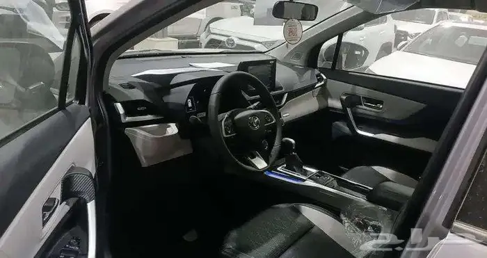 تتوفر فئات فيلوز 2025 اصفار لمبيعات النقد والبنك بربح 0.35 22