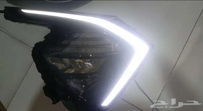 شمعه يمين كيا سبورتاج 2023 فل أصلي مستعمل 0