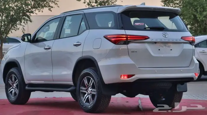 تويوتا فوتشنر GX2 دبل وبدون بنزين 4 سلندر مديل 2025هامش 1.80 5