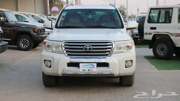 تويوتا جي اكس ار موديل 2015 قير اوتماتيك بنزين 1