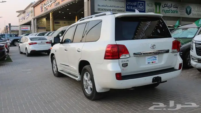 تويوتا جي اكس ار موديل 2015 قير اوتماتيك بنزين 3