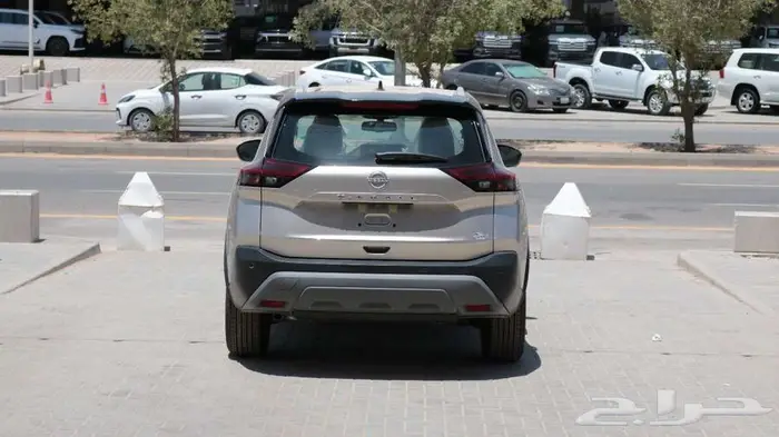 اكس تريل 2026 5 راكب و 7 راكب متوفر كاش و بنك 4