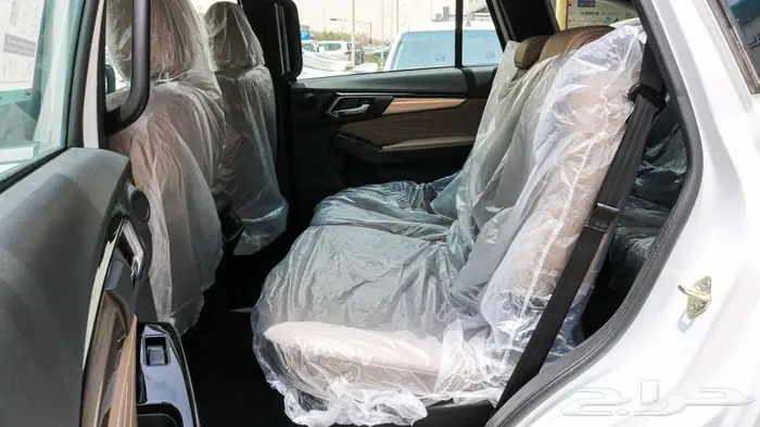 ايسوزو ام يو اكس 2025 كاش واقساط باقل سعر 8