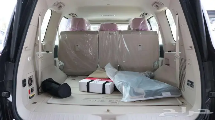 تويوتا لاند كروزر سعودي 3 اسود وابيض و 4 ابيض كاش واقساط 6