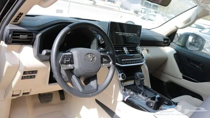 تويوتا لاند كروزر سعودي 3 اسود وابيض و 4 ابيض كاش واقساط 9