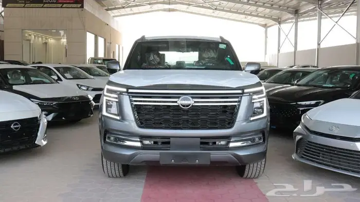 نيسان باترول بلاتينيوم 2025 لون رمادي وفضي كاش وبنوك 1