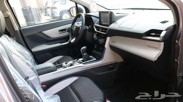 تويوتا فيلوز 2025 متوفر جميع الالوان عروض اقل هامش ربح 1.8 11