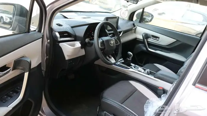 تويوتا فيلوز 2025 متوفر جميع الالوان عروض اقل هامش ربح 1.8 9