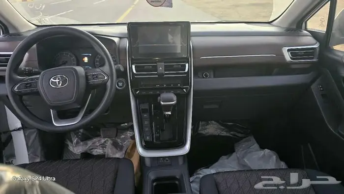 انوفا ستاندر بنزين 2025 - 2026 3