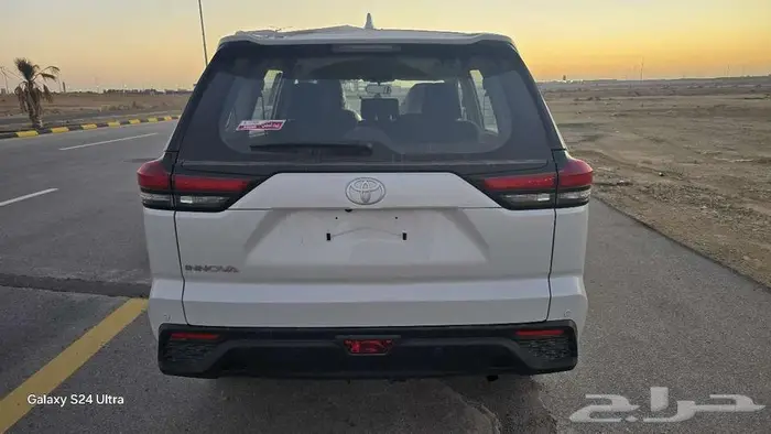 انوفا ستاندر بنزين 2025 - 2026 8