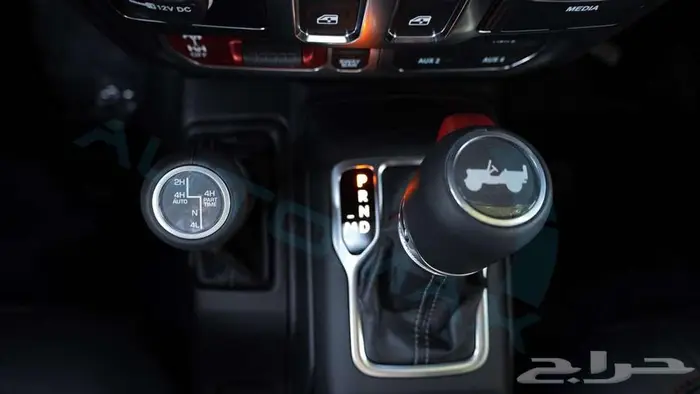 2025 جيب رانجلر روبيكون 2.0 توربو خليجي ضمان وصيانة الوكيل 12