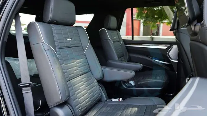 2025 كاديلاك اسكاليد 600 Sport Platinum اصفار مع ضمان 34